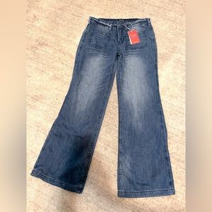 Flamingo, wide leg, size M.  Dark wash, has some spandex for a little give.